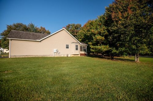 1910 American Way, Hermitage, PA 16148-7702