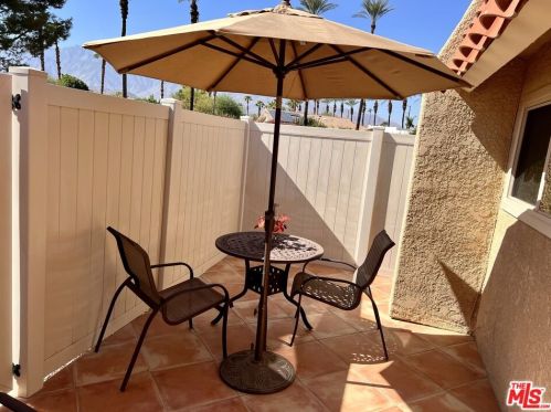 69517 Encanto Ct, Rancho Mirage CA  92270-1238 exterior