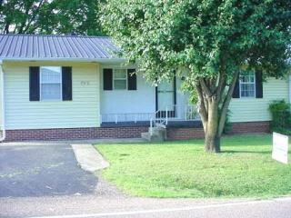 300 Water St, Clifton, TN 38425-5538