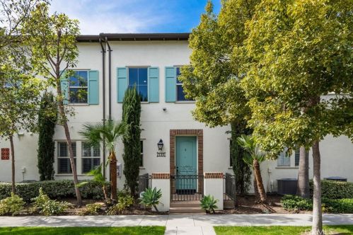 535 Kroeger St, Anaheim, CA 92805-4728