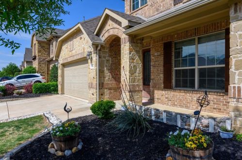 4124 Boxwood Dr, Denton, TX 76208-7301