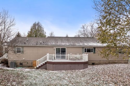 163 Slemmons Rd, Claysville, PA 15323-2132