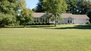 2610 New Blockhouse Rd, Maryville, TN 37803-3428