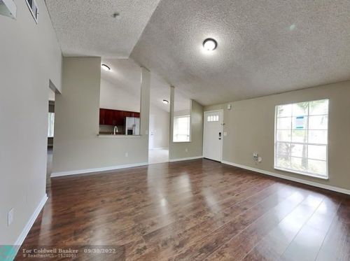 5057 Silver Maple Ln, Boynton Beach, FL 33472-1232