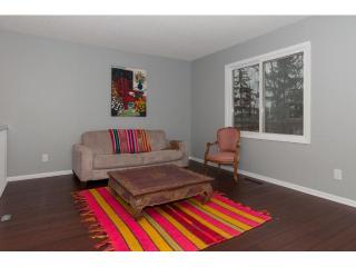 2301 Amberwood Dr, Saint Paul MN  55125-3007 exterior