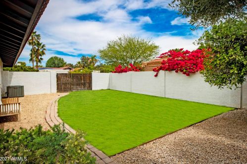 5301 Paradise Dr, Scottsdale AZ 85260-5433 exterior