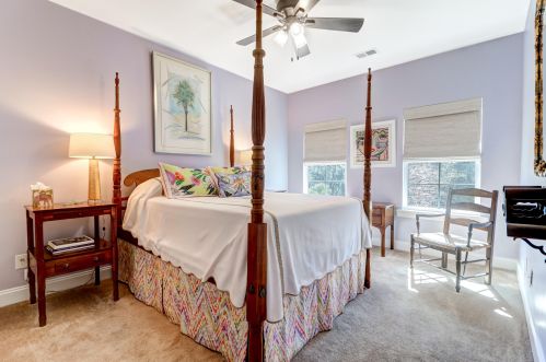 136 Slipper Shell Ct, Mount Pleasant SC  29464-6721 exterior