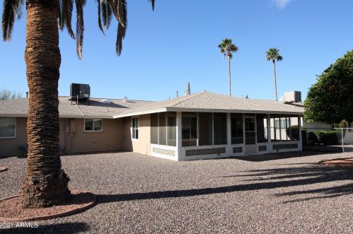 10322 Floriade Dr, Sun City, AZ 85351-2231