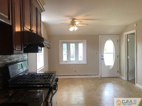 214 Prigmore St, East Brunswick NJ  08816-3183 exterior