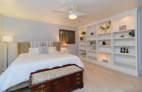 172 Santa Maria Ct, Vista CA  92083-5823 exterior