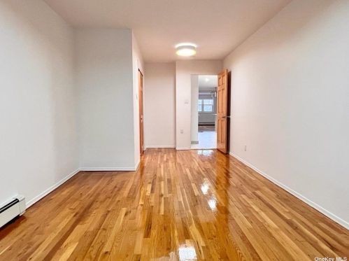 31-50 48th St, Long Island City NY  11105-1203 exterior