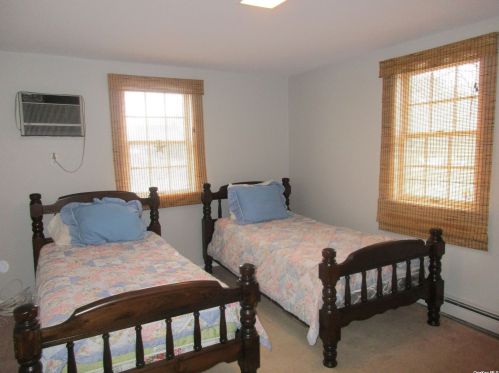 333 2nd St, Elwood NY  11731-2909 exterior