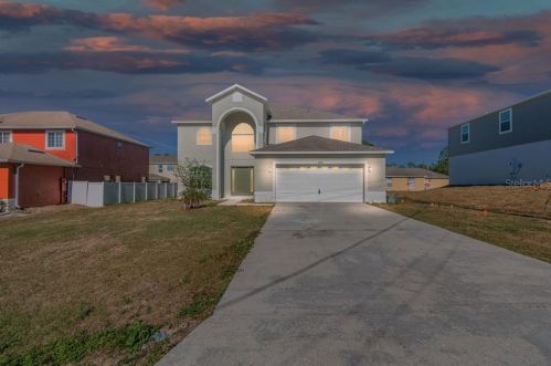 200 Albany Dr, Kissimmee FL 34758-2204 exterior