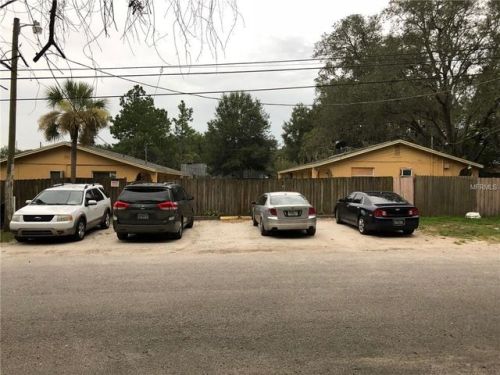 9305 Eastfield Rd, Thonotosassa, FL 33592-3678