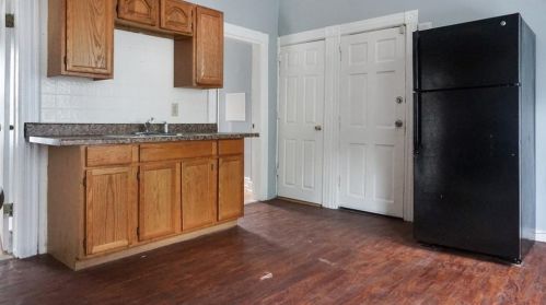 104 Allston St, Providence RI  02908-5401 exterior