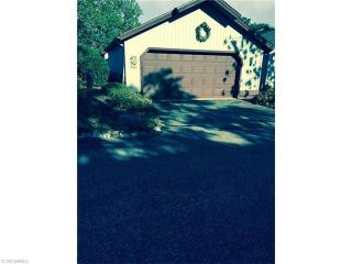 2 Pinewood Dr, Medina, OH 44256-2886