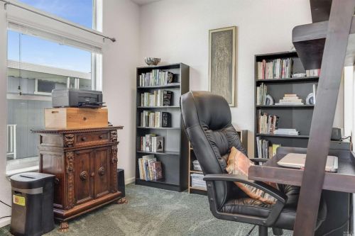 134 Bluejay Dr, Santa Rosa CA  95409-4105 exterior