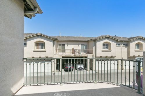 1585 Katella Ave, Anaheim CA 92802-2716 exterior