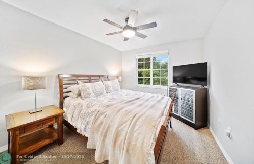 1277 144th Ter, Hollywood FL  33028-2925 exterior