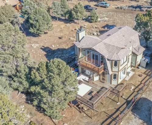 1526 Monte Vista Dr, Big Bear City CA  92314 exterior