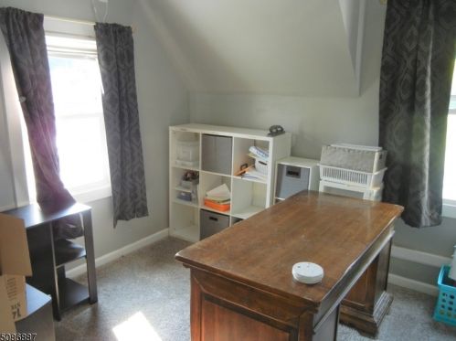 979 Union Valley Rd, West Milford Lakes NJ  07480-1200 exterior