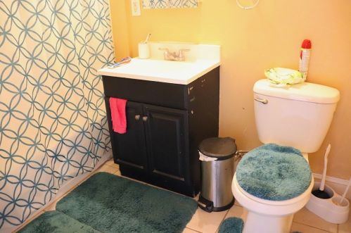 11 Lawrence St, Lawrence MA  01840-1431 exterior