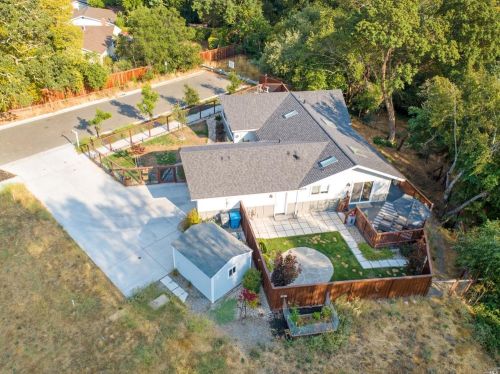 88 Calistoga Rd, Santa Rosa CA  95409-2748 exterior