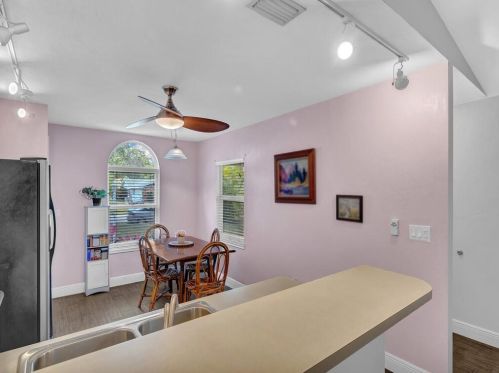 1166 37 Ave, Vero Beach FL 32960-2534 exterior