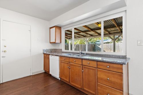 6700 Pacheco Way, Citrus Heights, CA 95610-4524