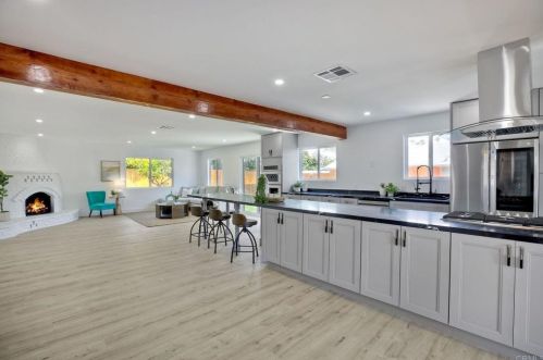 1442 Burroughs St, Oceanside CA  92054-5431 exterior