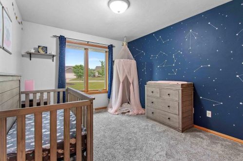 2722 Teresa Dr, Green Bay WI  54311-5586 exterior