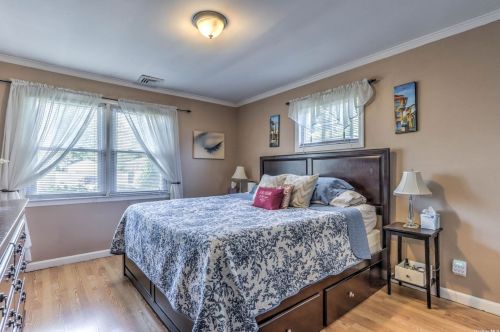 362 Silver St, Babylon NY  11704-4008 exterior