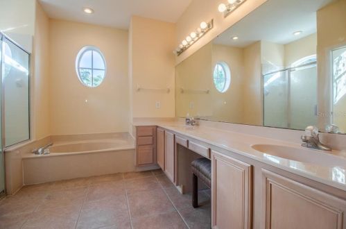 1705 Golfview Dr, Kissimmee FL 34746-3840 exterior