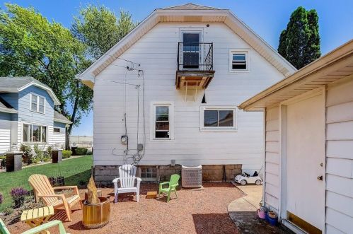 5006 Beloit Rd, Milwaukee WI 53214-5332 exterior