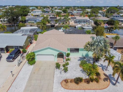 6517 Senegal Palm Way, Ruskin, FL 33572-2113