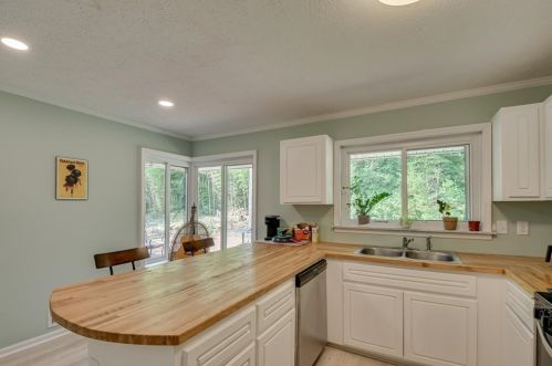 921 Martintown Rd, North Augusta SC  29841-2043 exterior