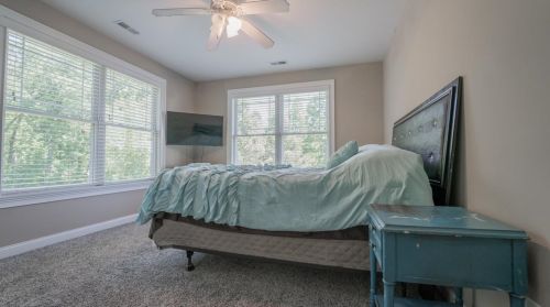 101 Muirfield Dr, Valpo IN  46385-6277 exterior