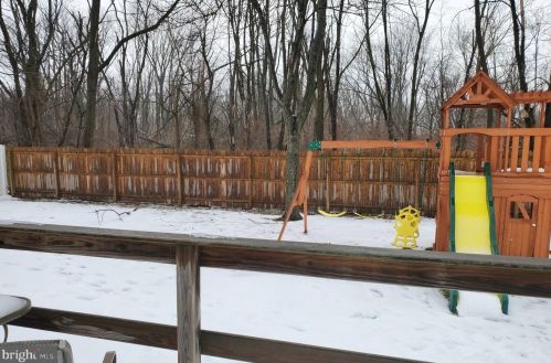 141 Dory Ct, Beverly NJ  08010-1063 exterior