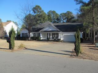 848 Stone Cross Dr, Spring Lake NC  28390-8261 exterior