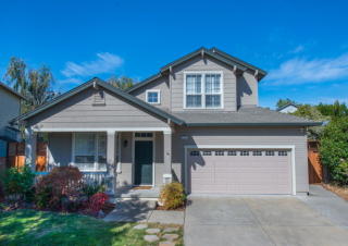 9 Twin Creeks Cir, Petaluma, CA 94952-2205