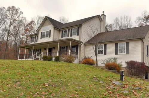 363 County Route 49, Middletown, NY 10940-6852