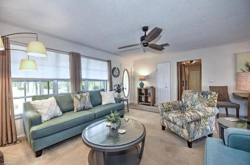 1448 15th St, Cape Coral, FL 33909-1562