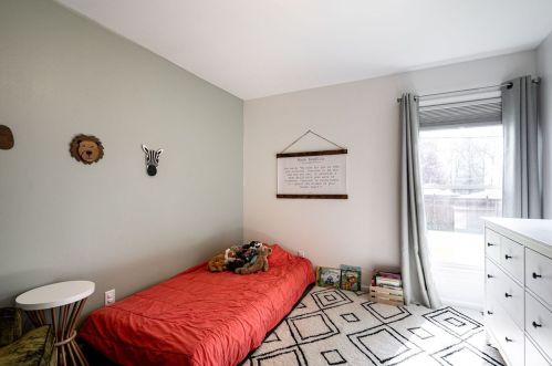 2222 107, Milwaukee WI 53226-2321 exterior