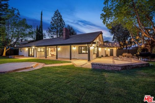 445 Sinaloa Rd, Simi Valley CA  93065-5430 exterior