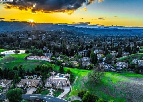 4075 Stone Valley Oaks Dr, Alamo CA  94507-2254 exterior