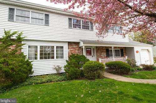 292 Anderson Rd, Yardley, PA 19067-3435