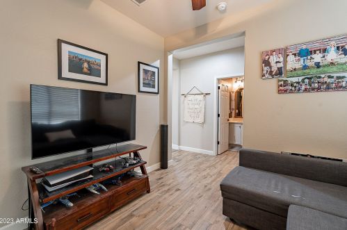 4027 Cullumber St, Gilbert AZ  85234-6082 exterior