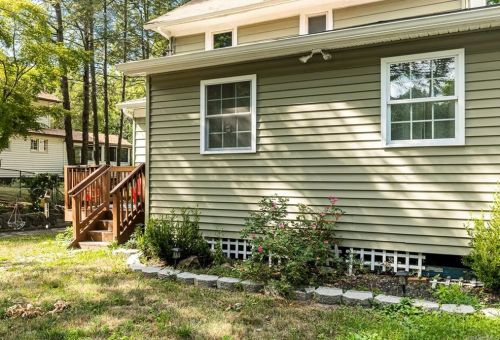 1 Lindbergh Pl, Poughkeepsie NY exterior