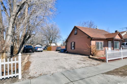 3088 5600, Roy, UT 84067-1226