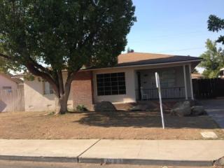 3803 Arden Dr, Fresno, CA 93703-2501